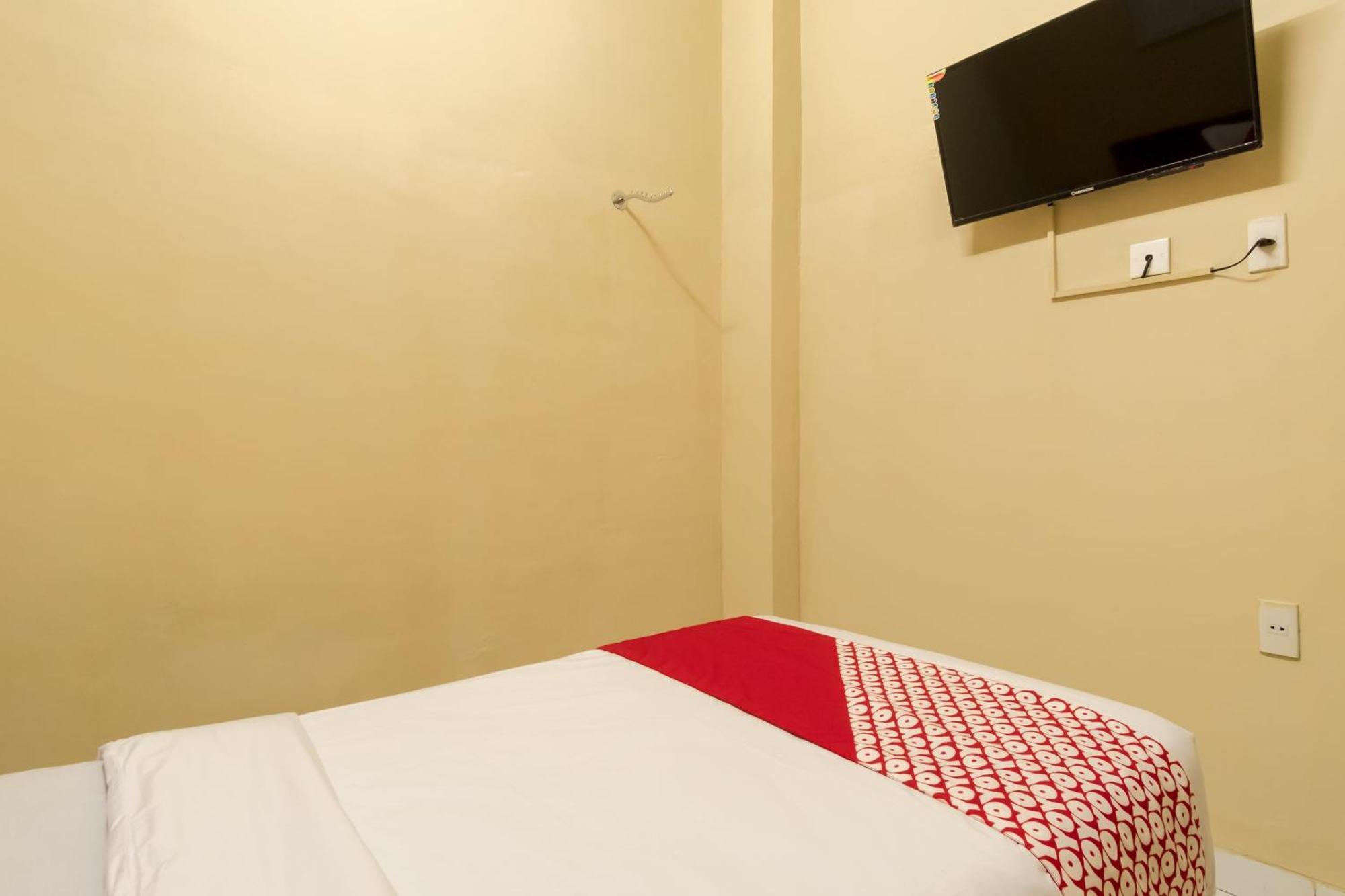 Urbanview Syariah Puri Hotel