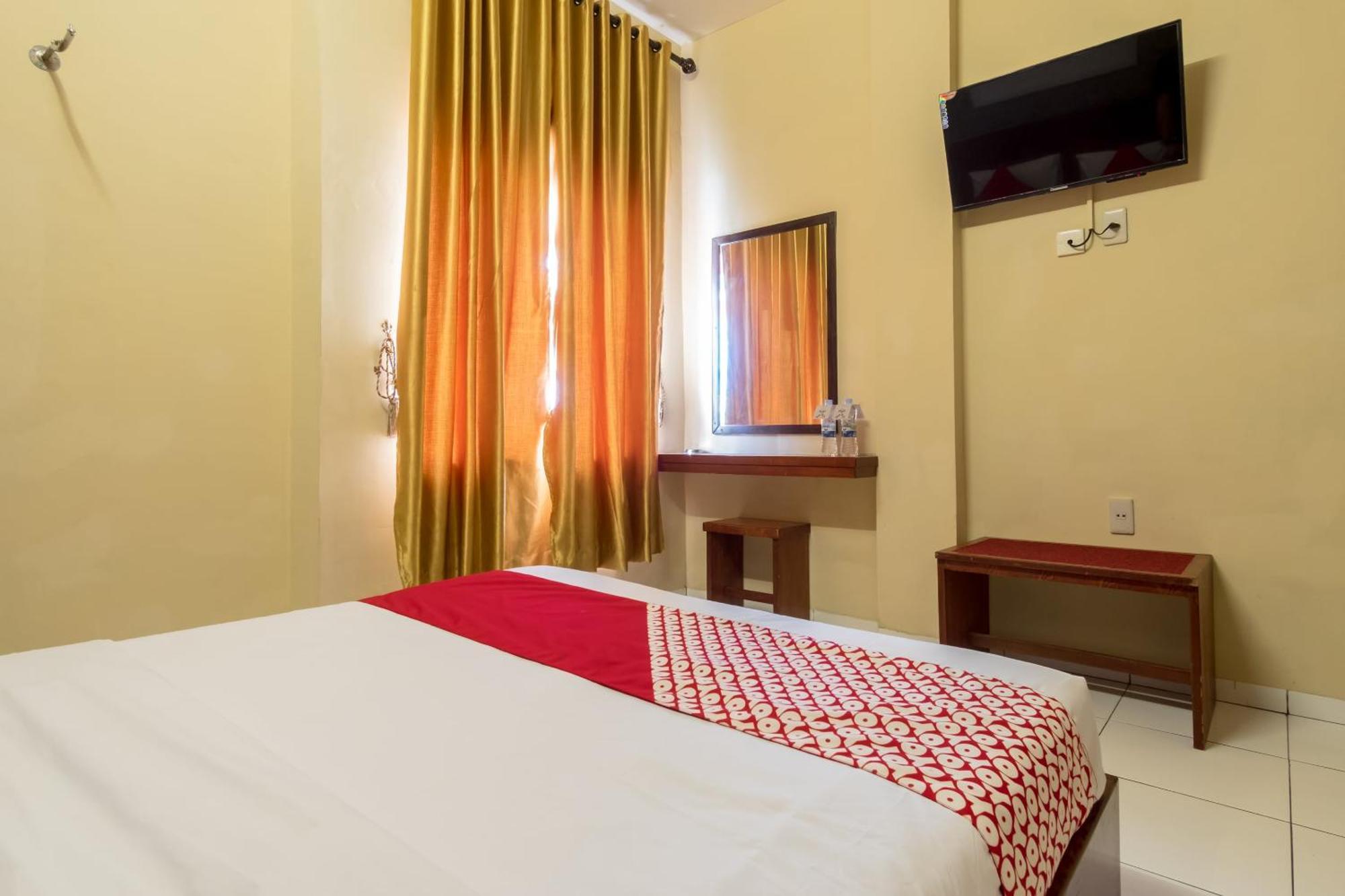 Urbanview Syariah Puri 3*