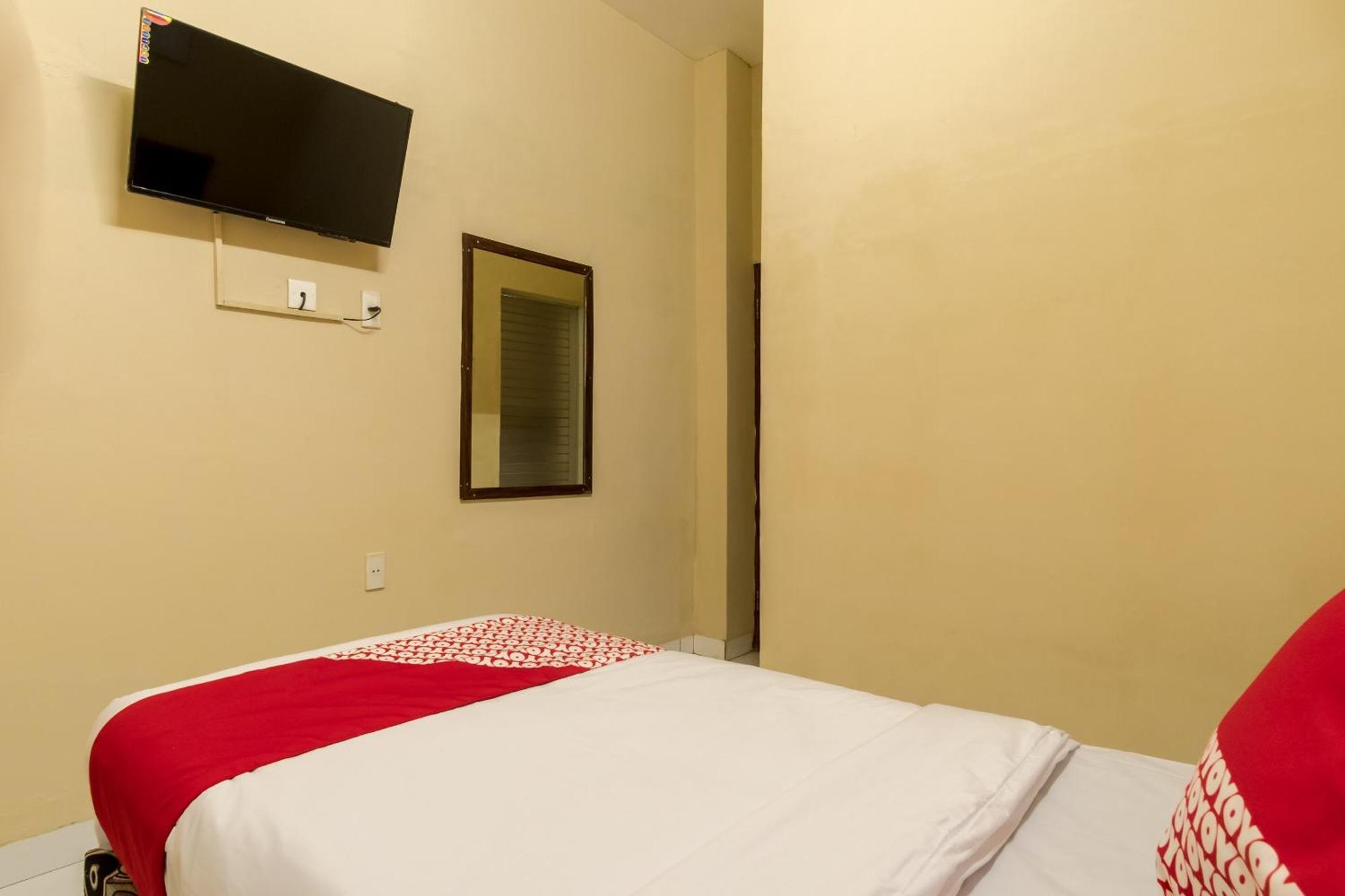 Hotel Urbanview Syariah Puri Medan